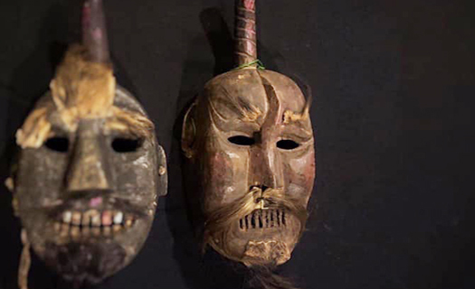 Ka đong mặt nạ trong văn hóa tín ngưỡng của người Dao thuộc phương ngữ Mùn
